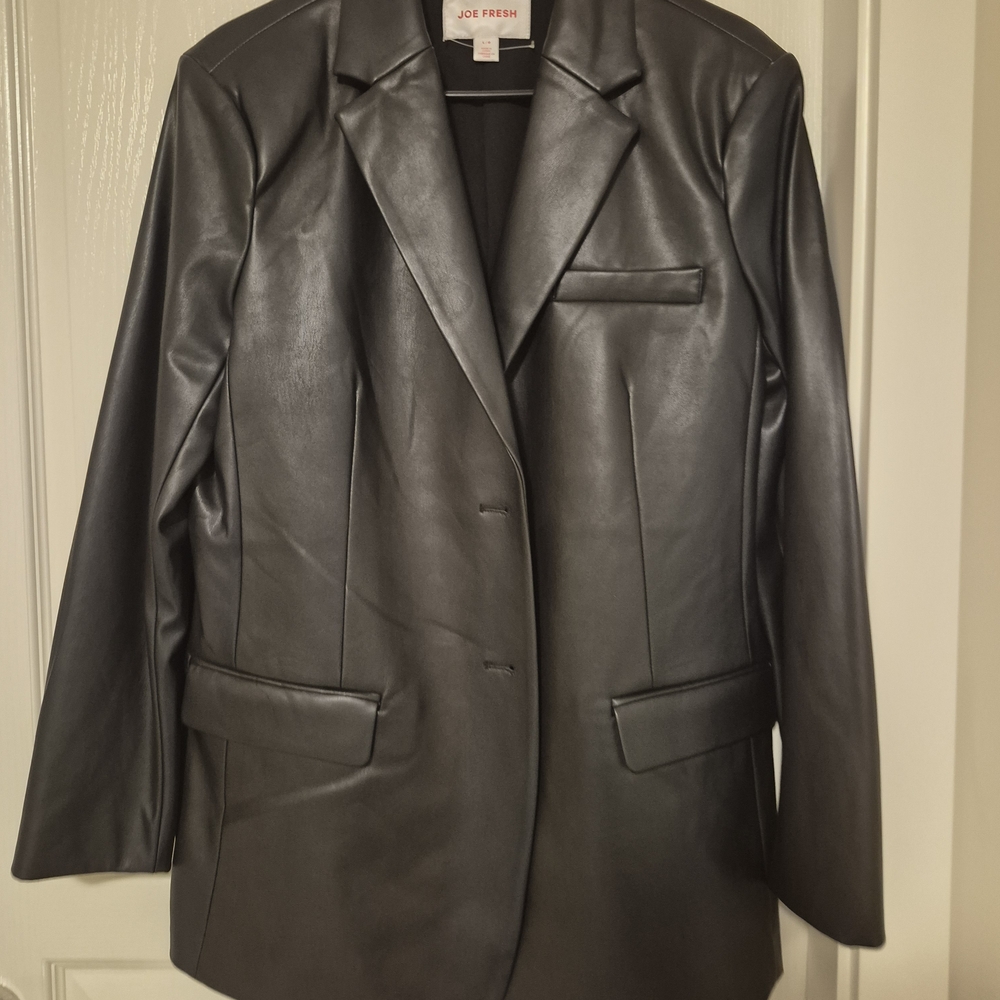 Joe Fresh Women's Sleek Black Blazer